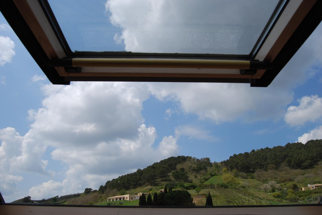In Sicilia Da Ciro Bed & Breakfast Vita Luaran gambar