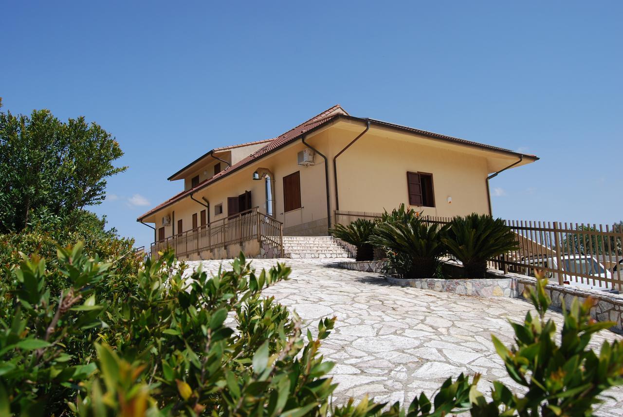 In Sicilia Da Ciro Bed & Breakfast Vita Luaran gambar